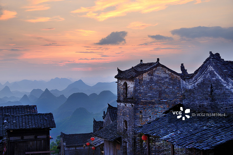 广东省清远市瑶寨晨曦图片素材