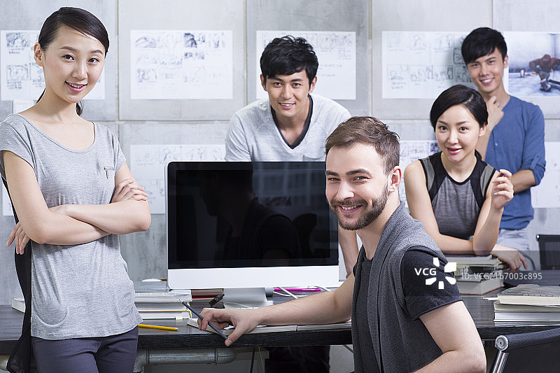 办公室职员合影图片素材