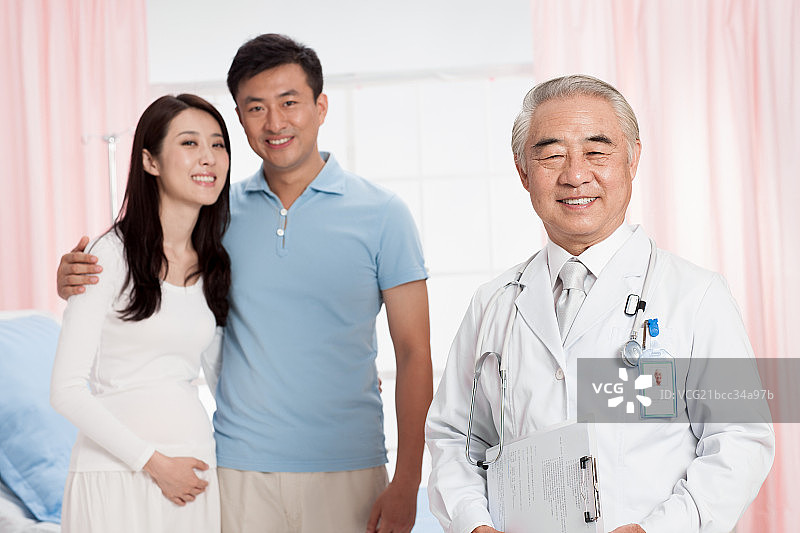 医生在病房里图片素材