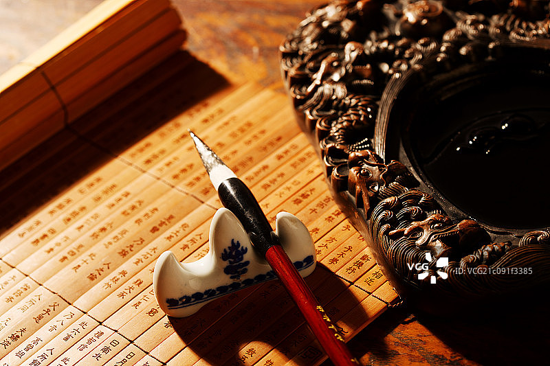 竹简和写字器具图片素材