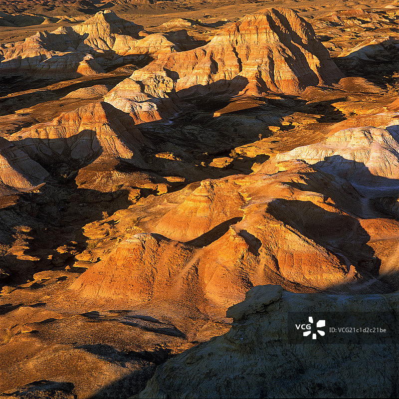 新疆阿勒泰富蕴县五彩城图片素材