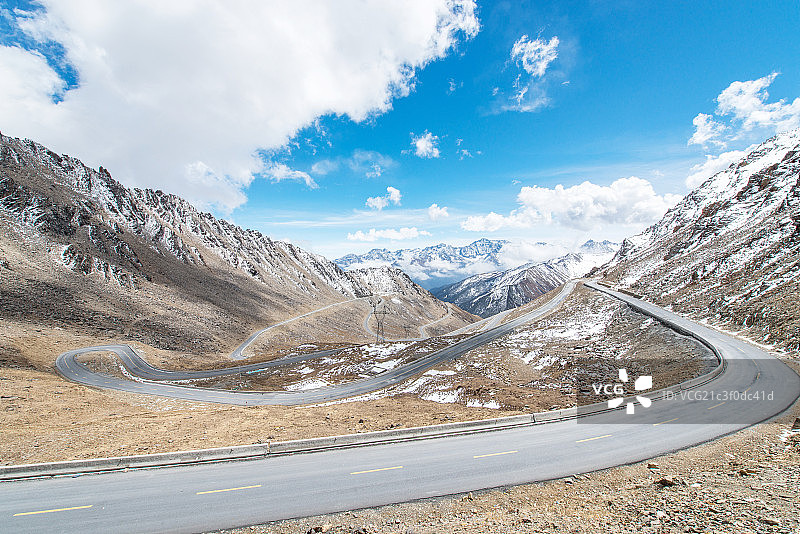 四川省阿坝州小金县巴朗山风光图片素材