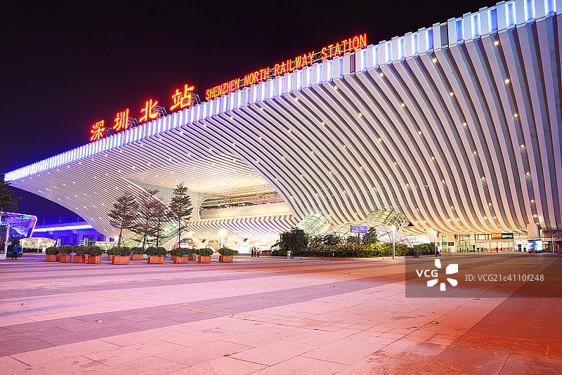 深圳北站夜景图片素材