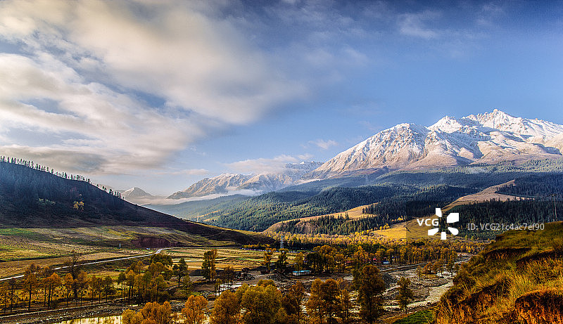 祁连县卓尔山景色图片素材
