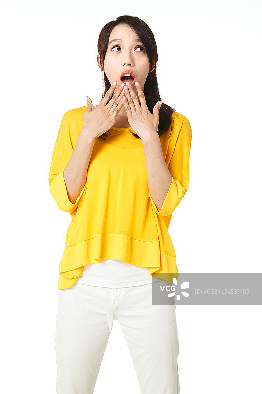 表情惊讶的青年女人图片素材