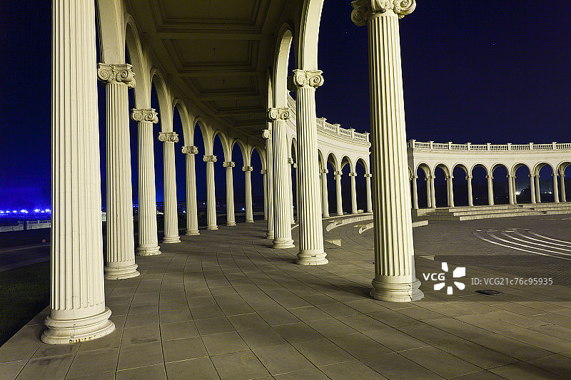 北京昌平拉斐特城堡夜景图片素材