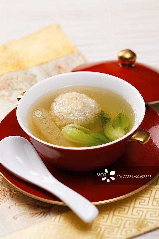 竹荪狮子头汤图片素材