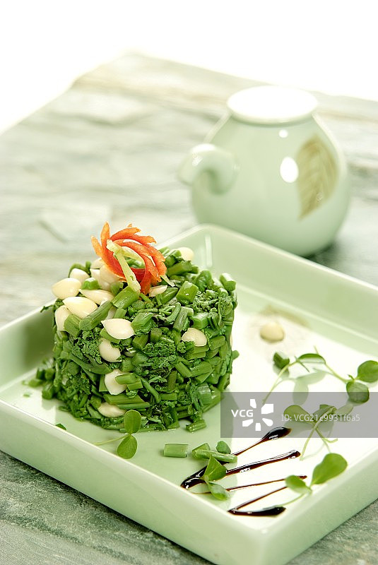 杏仁蕨菜塔图片素材