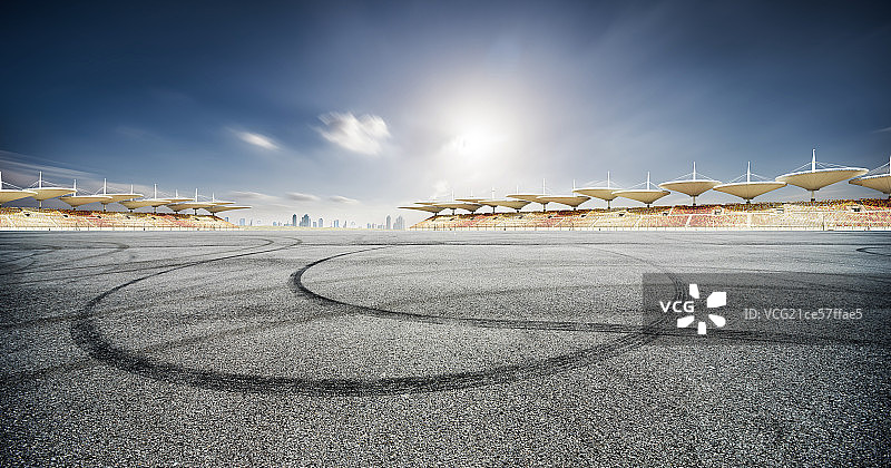 黄昏时的上海国际赛车场F1图片素材