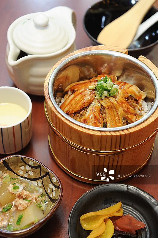 鳗鱼饭图片素材