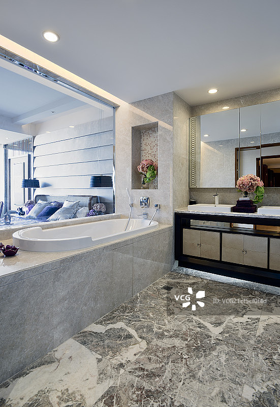 现代简约的浴室图片素材