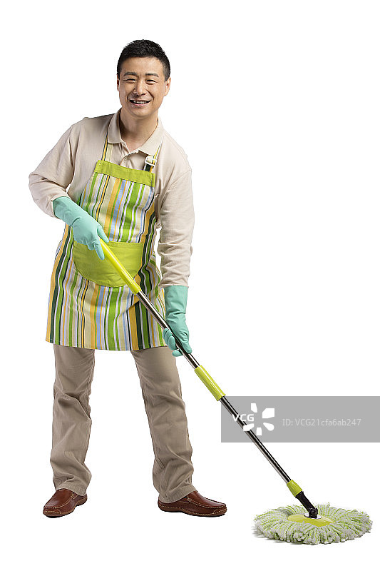 居家男人做家务劳动图片素材