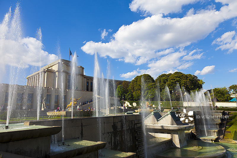 法国巴黎埃菲尔铁塔图片素材