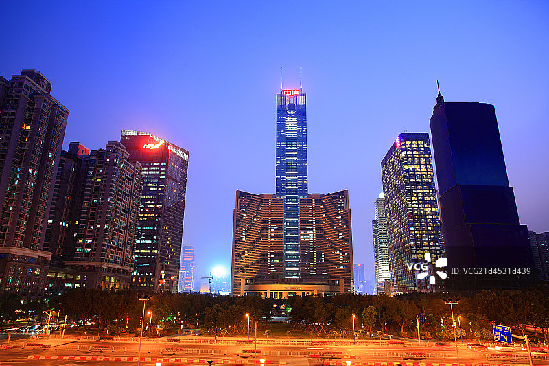 广州天河金融商务区现代建筑群图片素材