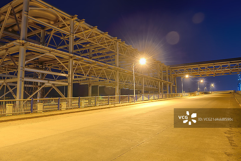 石油管道运输公路图片素材