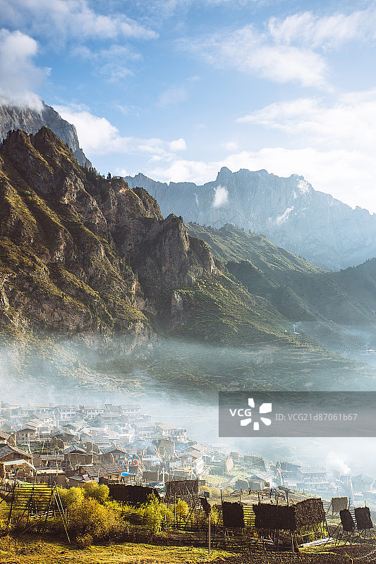 扎尕那的日出图片素材