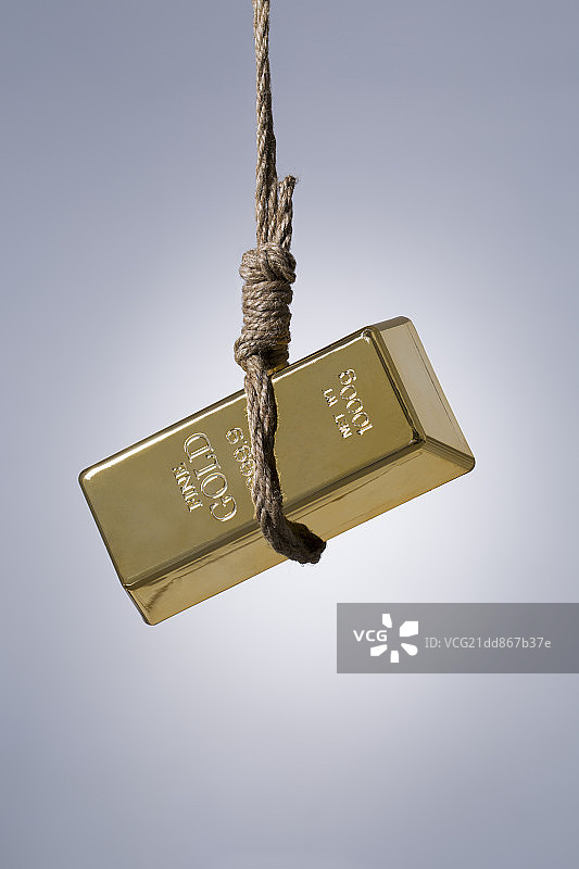 悬挂的金条图片素材