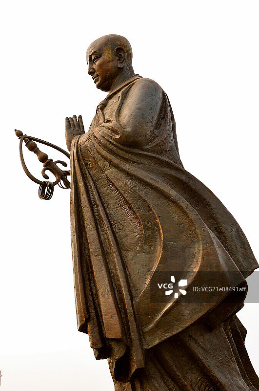 玄奘大师铜像图片素材