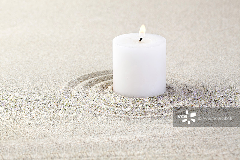 白色沙盘 蜡烛图片素材