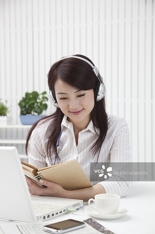 女性,居家生活图片素材