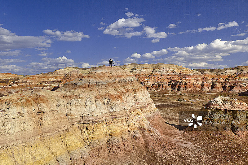 新疆五彩山雅丹地貌图片素材