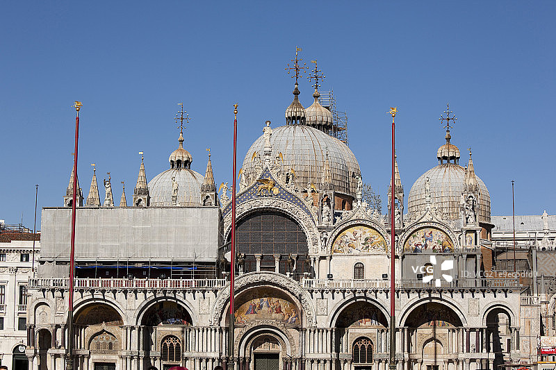 威尼斯圣马克广场钟楼图片素材