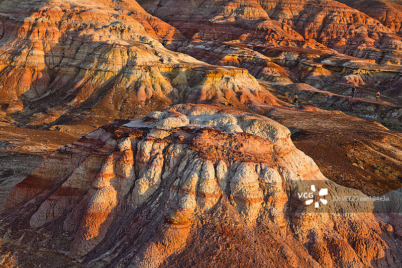 新疆五彩山雅丹地貌图片素材
