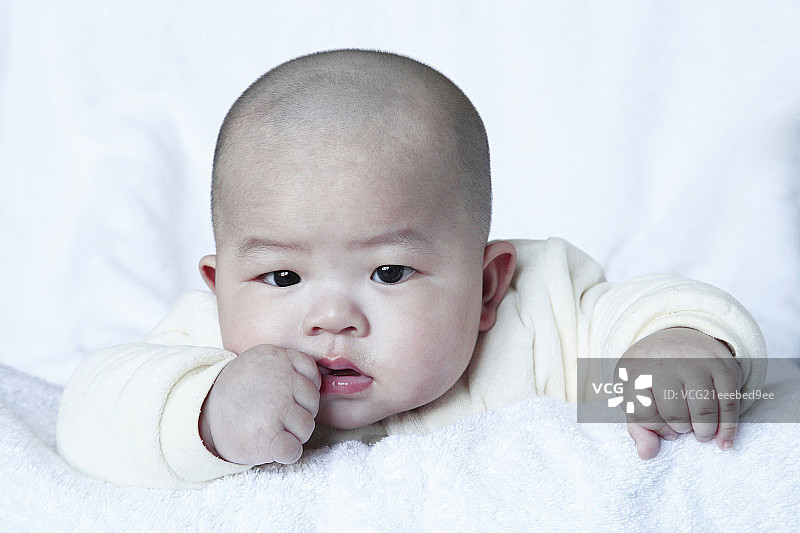 可爱的男婴图片素材