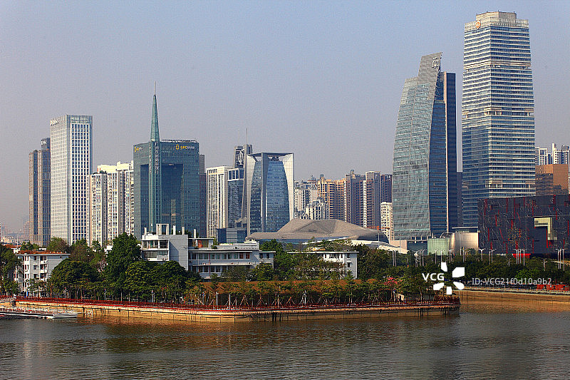 广州珠江天河金融商务区现代建筑群图片素材