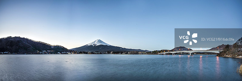 日本富士山河口湖全景图片素材