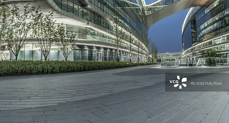 现代建筑-上海凌空soho图片素材