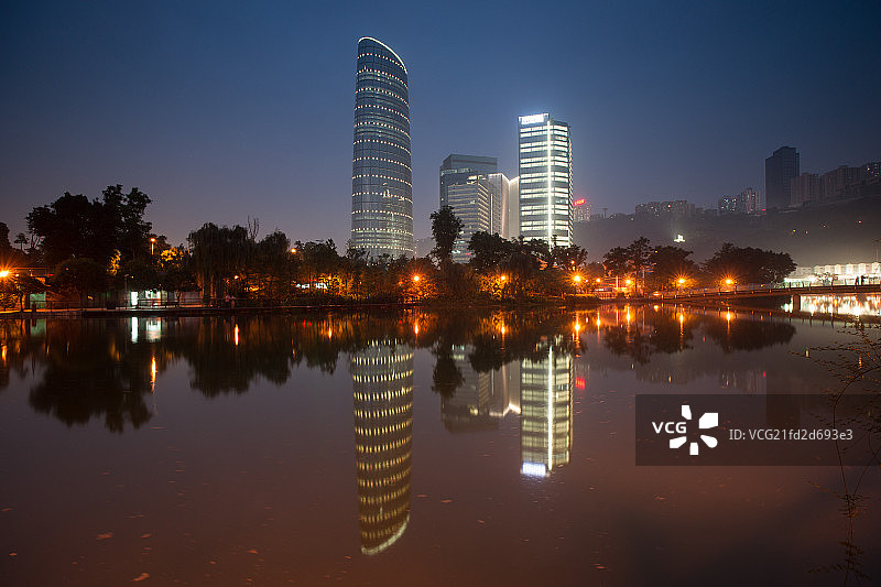 重庆企业天地夜景图片素材