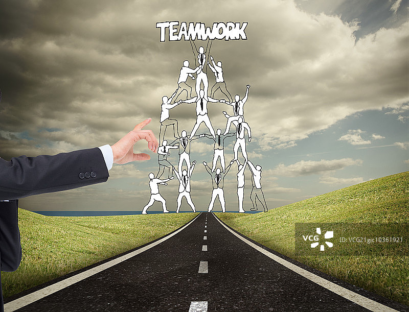 深思熟虑的亚洲商人的综合形象图片素材