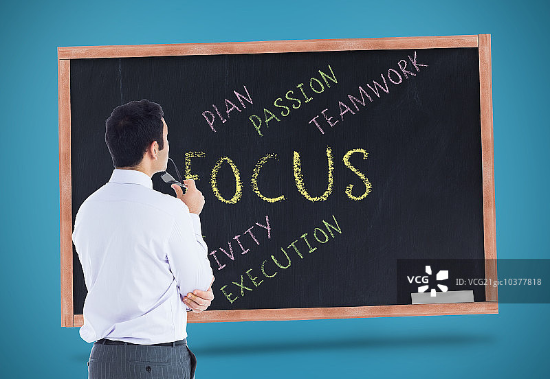 商务人士拿着眼镜的合成图像图片素材