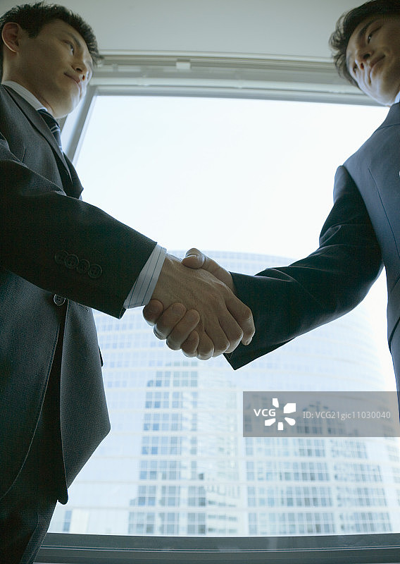 商人们握手图片素材