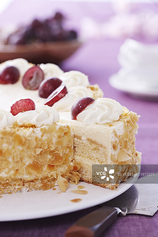 萨芭雍分层蛋糕图片素材