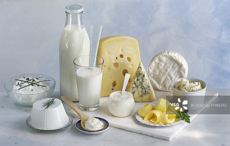 什锦乳制品、黄油和奶酪图片素材