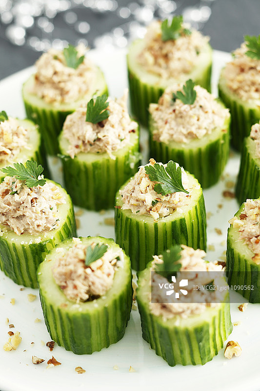金枪鱼馅黄瓜卷图片素材