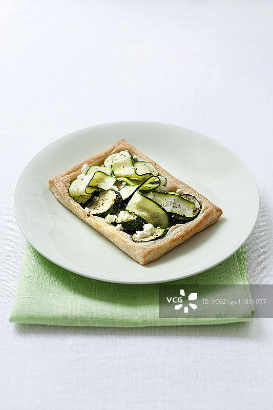 individual 羊乳酪和西葫芦馅饼图片素材