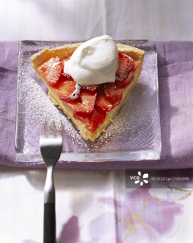 草莓玛莎拉挞图片素材