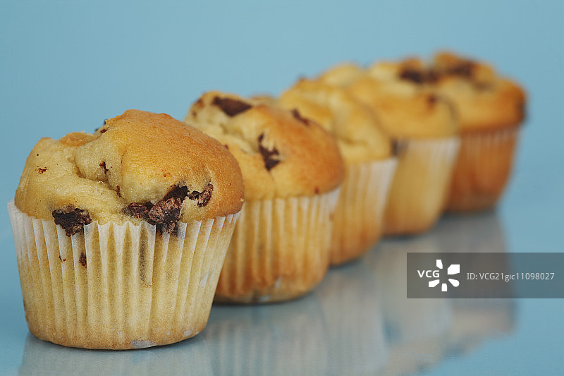 五个巧克力曲奇松饼图片素材