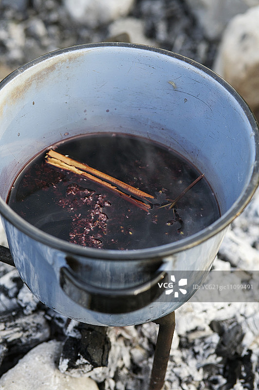 接骨木潘趣酒图片素材