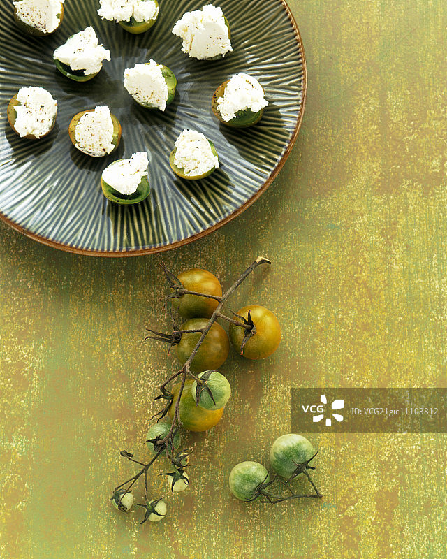 酿入山羊奶酪的传家宝绿葡萄番茄图片素材