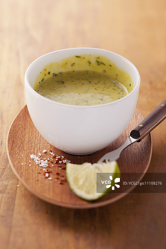 香草蒜泥蛋黄酱图片素材