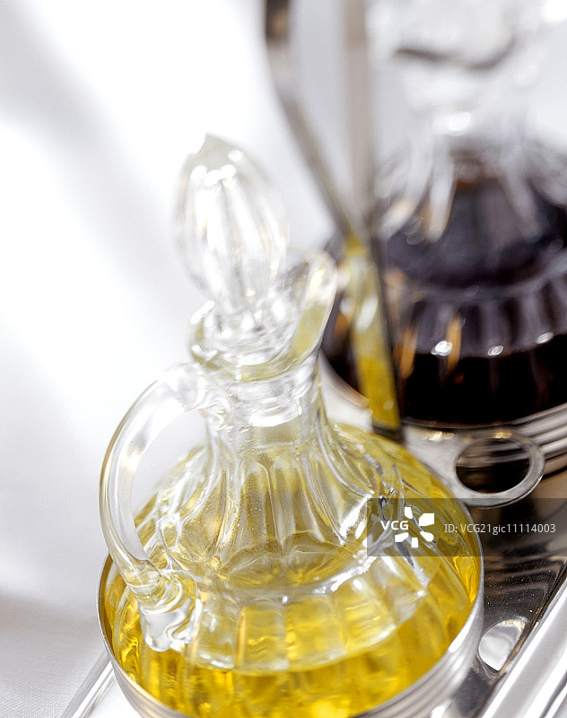 油和香醋调味瓶架图片素材