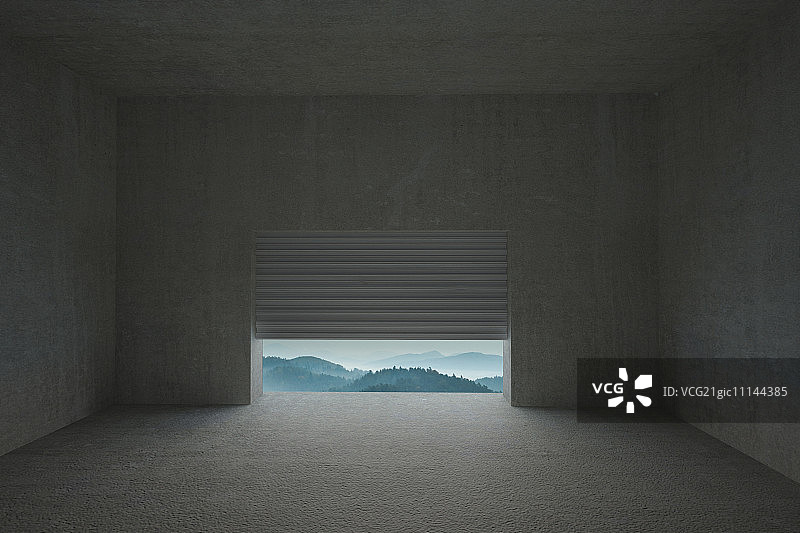 黑暗房间里透着光的门图片素材