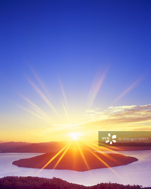 屈斜路湖日出图片素材