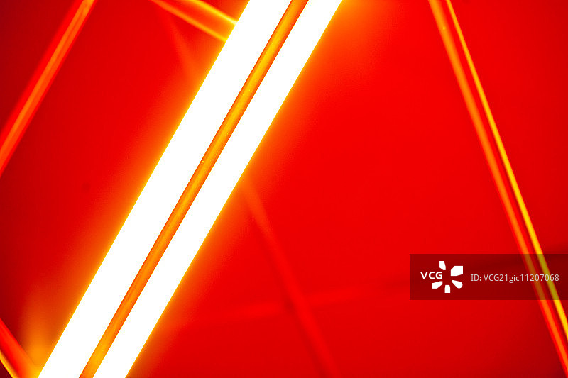 彩色荧光灯图片素材