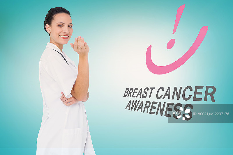 带有乳腺癌防治宣传信息的医生，用于宣传月图片素材