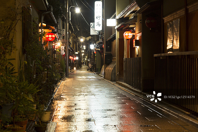 夜晚的花见小路通街道图片素材